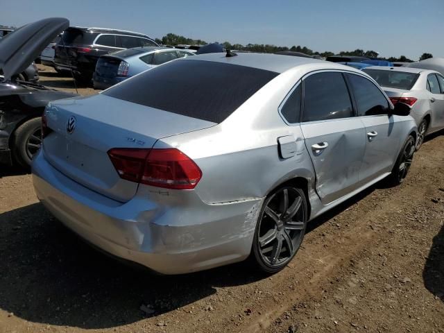 2014 Volkswagen Passat SE