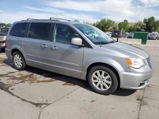 2013 Chrysler Town & Country Touring