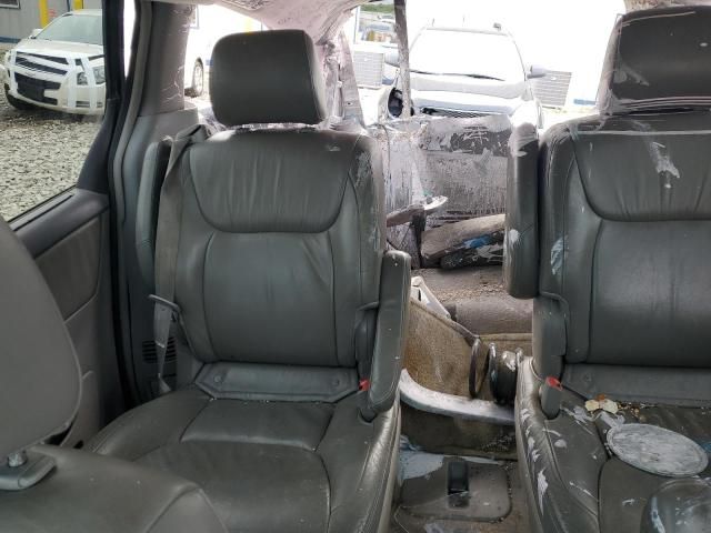 2006 Toyota Sienna XLE