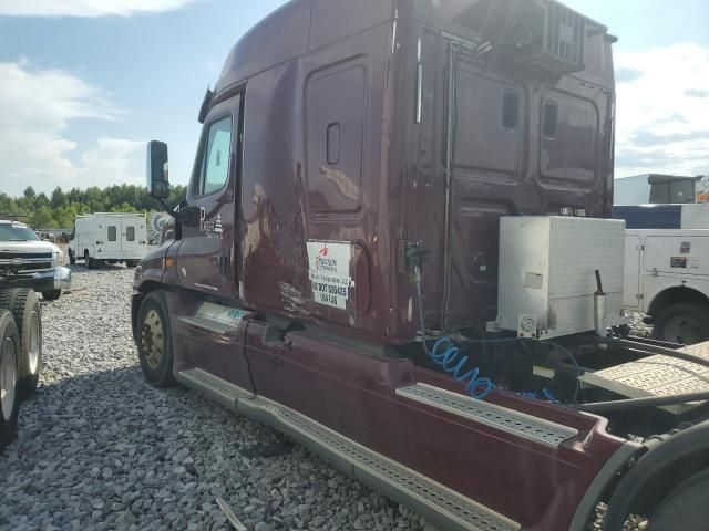 2014 Freightliner Cascadia 125