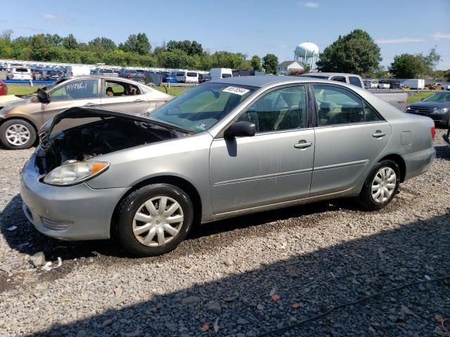 2005 Toyota Camry LE