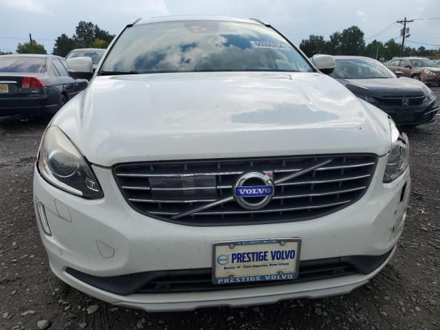 2016 Volvo XC60 T6 Platinum