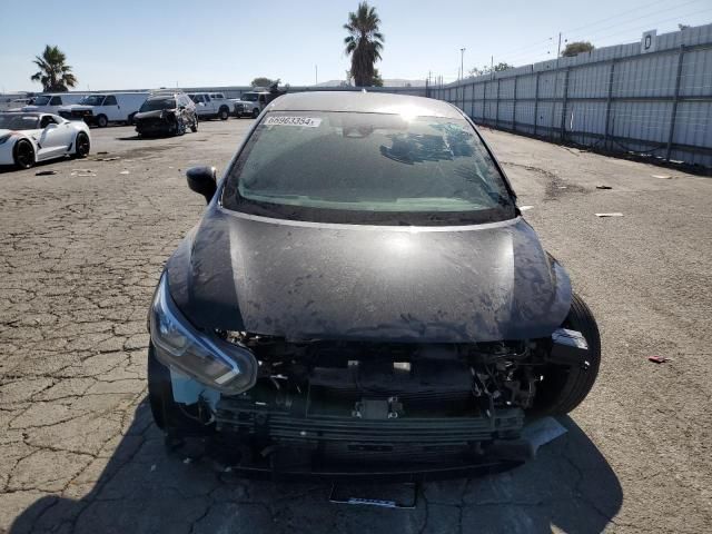 2020 Nissan Versa SV