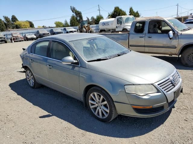 2006 Volkswagen Passat 2.0T Luxury