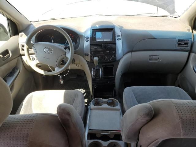 2006 Toyota Sienna CE