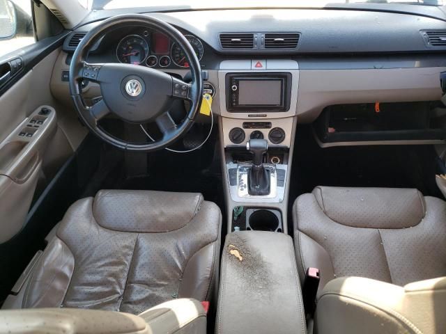 2006 Volkswagen Passat 2.0T Luxury