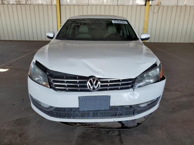 2014 Volkswagen Passat SEL