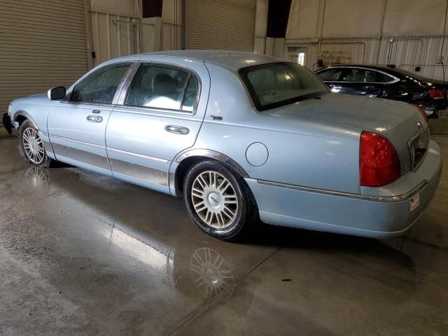 2008 Lincoln Town Car Signature Limited