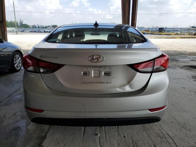 2016 Hyundai Elantra SE