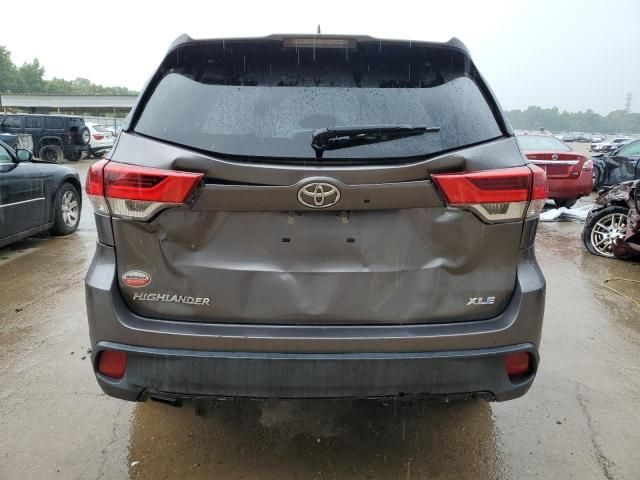 2018 Toyota Highlander SE