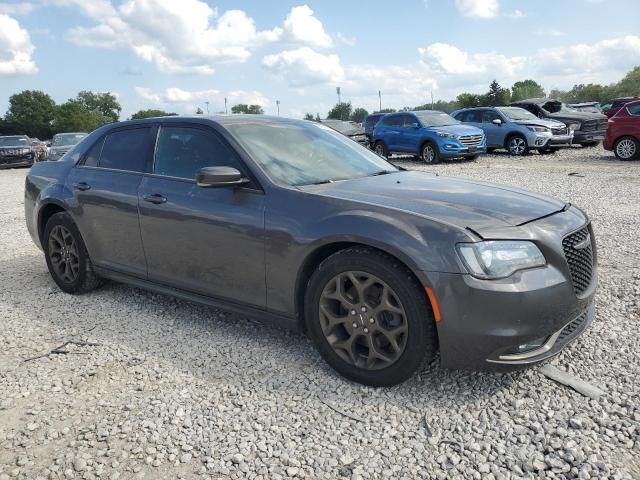 2016 Chrysler 300 S