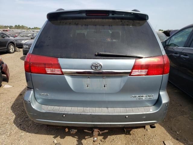 2005 Toyota Sienna XLE