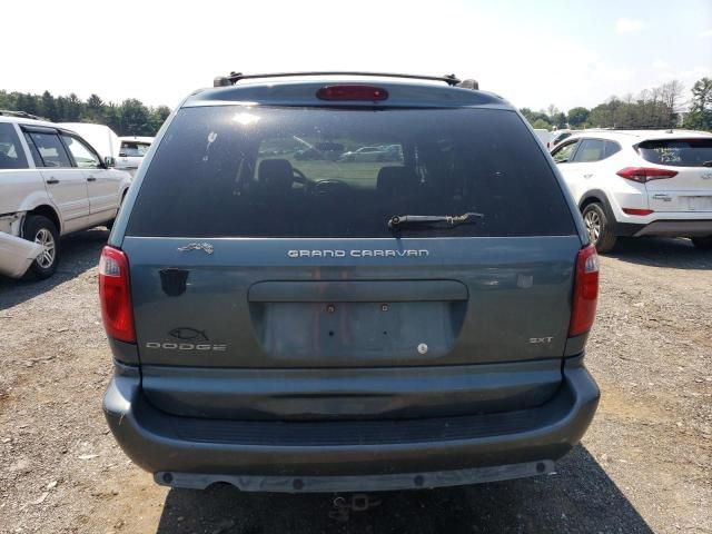 2005 Dodge Grand Caravan SXT