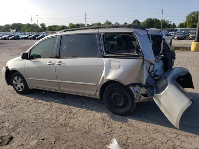 2009 Toyota Sienna CE