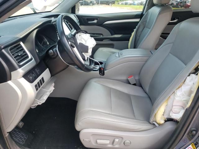 2018 Toyota Highlander SE