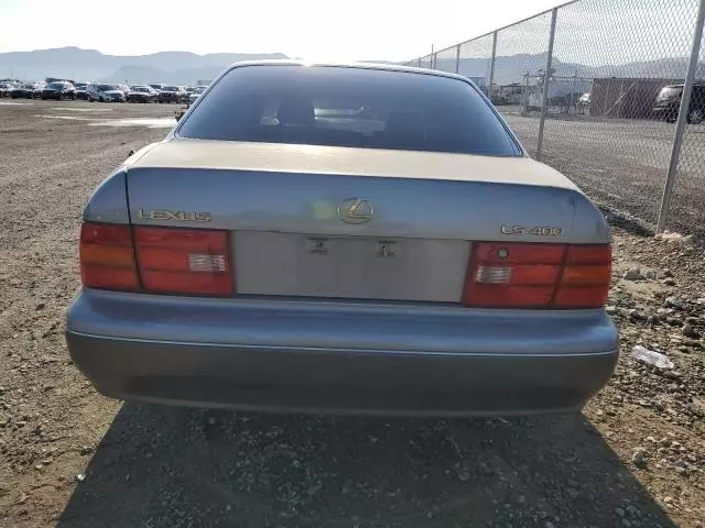 1997 Lexus LS 400