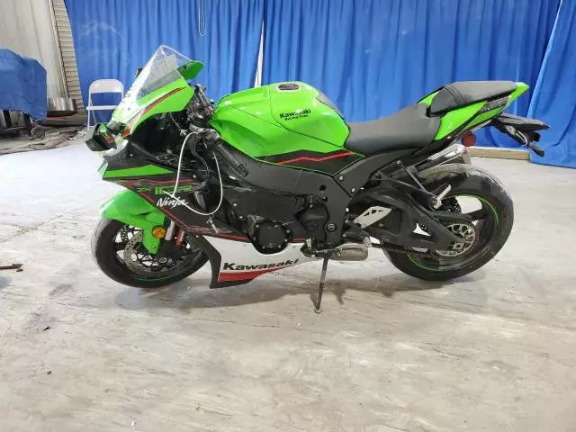 2022 Kawasaki ZX1002 L