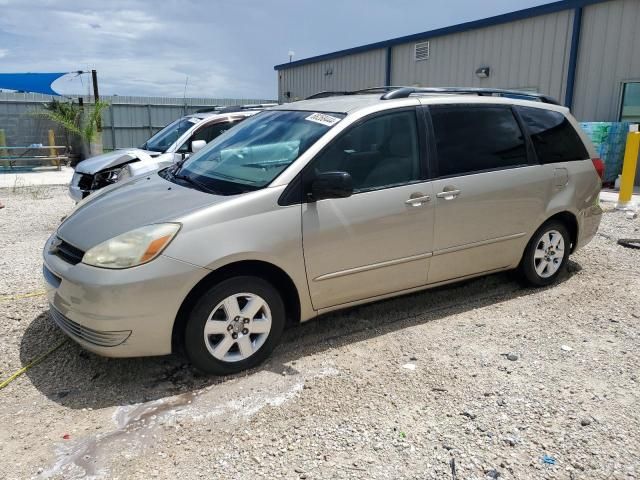 2005 Toyota Sienna CE