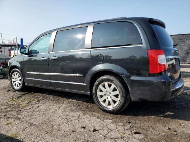 2011 Chrysler Town & Country Touring L