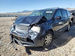 Chrysler Vehiculos salvage en venta: 2014 Chrysler Town & Country Touring