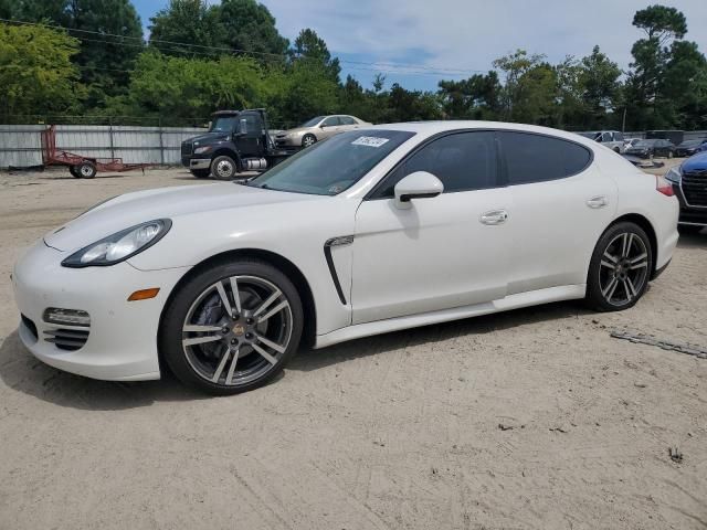 2011 Porsche Panamera 2