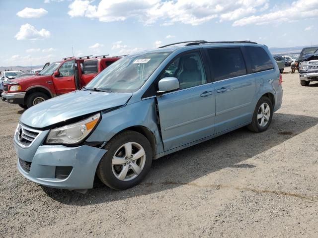 2009 Volkswagen Routan SE