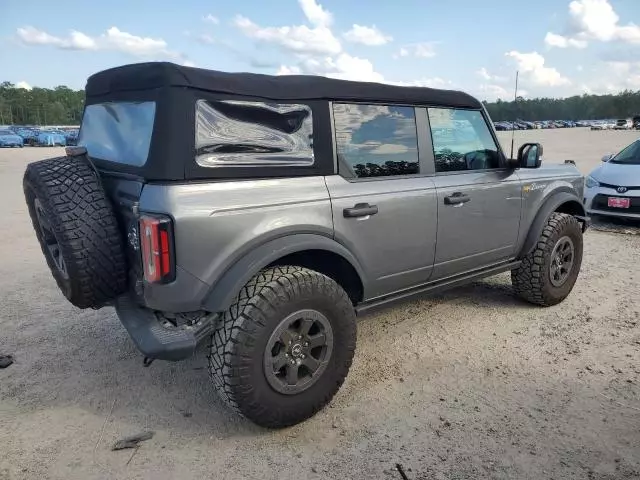 2022 Ford Bronco Base