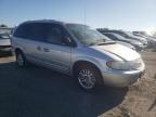 2001 Chrysler Town & Country Limited