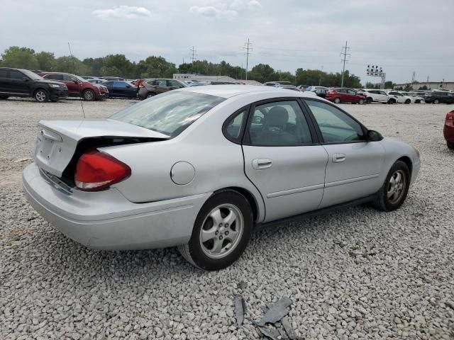 2005 Ford Taurus SE