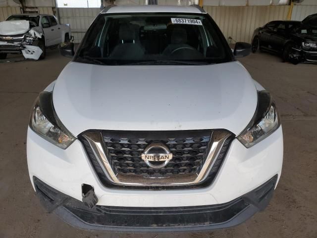 2019 Nissan Kicks S