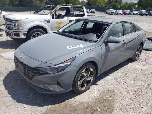 2022 Hyundai Elantra Limited