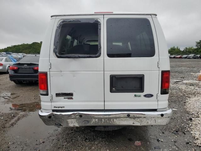 2013 Ford Econoline E350 Super Duty Wagon