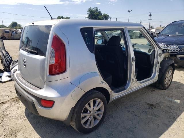 2013 KIA Soul +