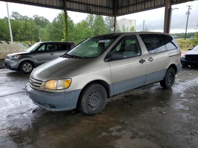 2001 Toyota Sienna CE