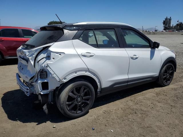 2020 Nissan Kicks SR