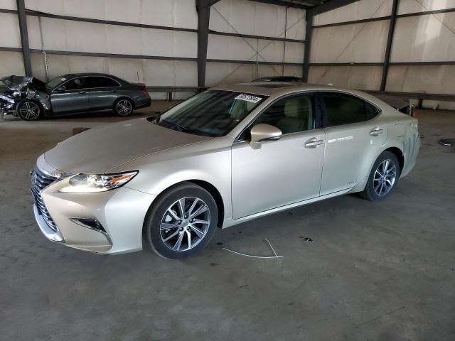 2016 Lexus ES 300H