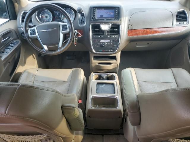 2012 Chrysler Town & Country Touring