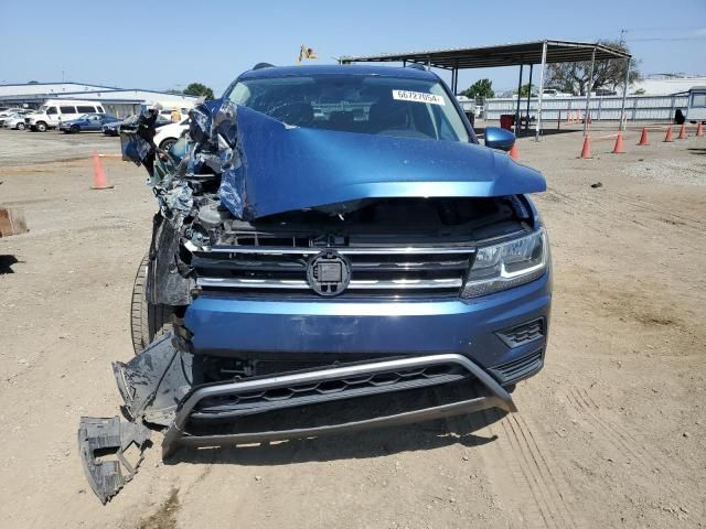 2018 Volkswagen Tiguan SE