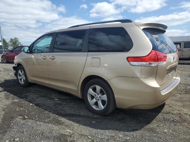 2012 Toyota Sienna LE