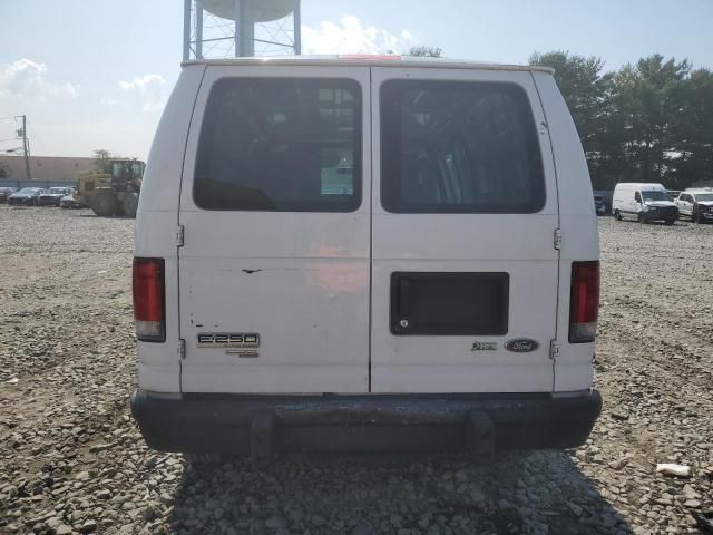 2013 Ford Econoline E250 Van