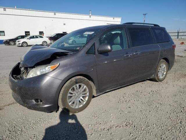 2015 Toyota Sienna XLE