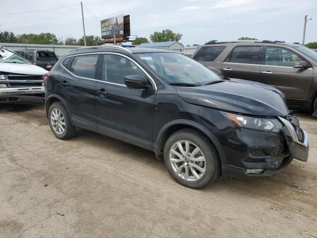 2022 Nissan Rogue Sport SV