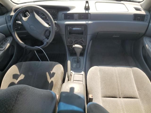 2001 Toyota Camry CE