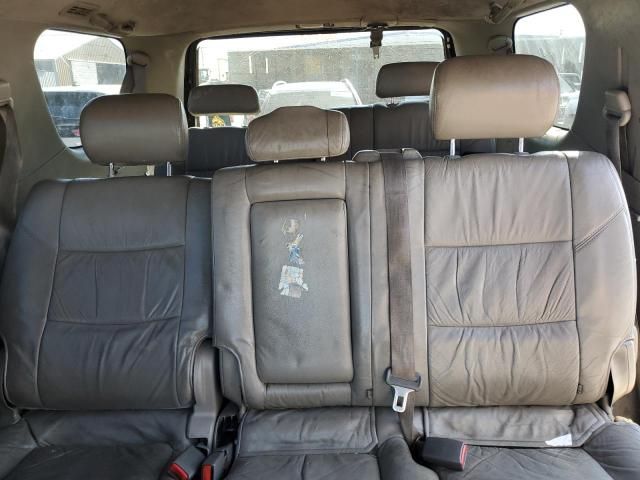 2004 Toyota Sequoia SR5