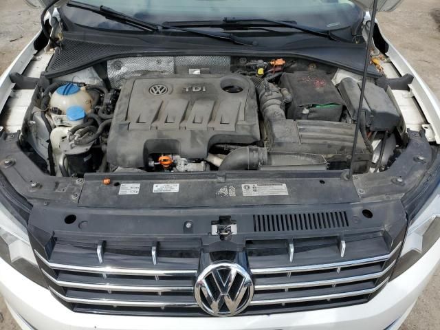 2012 Volkswagen Passat SE