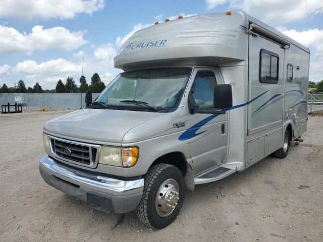 2003 Ford Econoline E350 Super Duty Cutaway Van