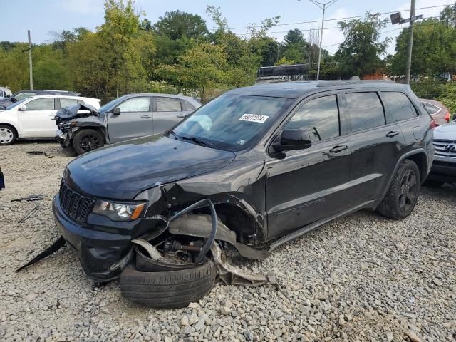 2020 Jeep Grand Cherokee Laredo