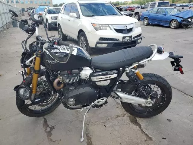 2023 Triumph Scrambler 1200 XE