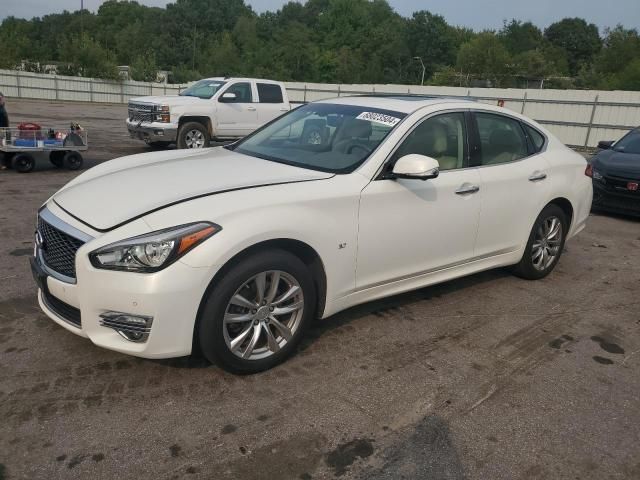 2015 Infiniti Q70 3.7