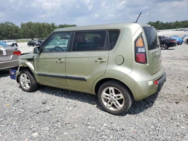 2011 KIA Soul +